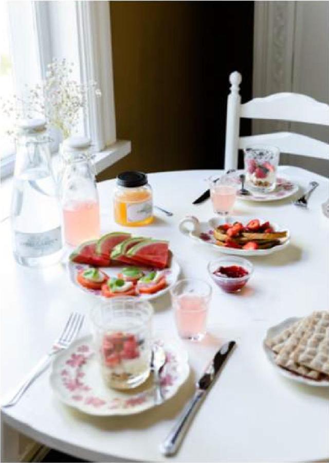 Aeppelgarden Bed and Breakfast Mariestads kommun Eksteriør billede